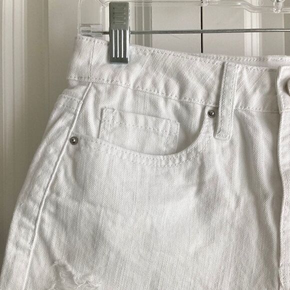 YMI Dream Collection Junior's Denim Jean Shorts White NWT size 7 - Picture 5 of 6